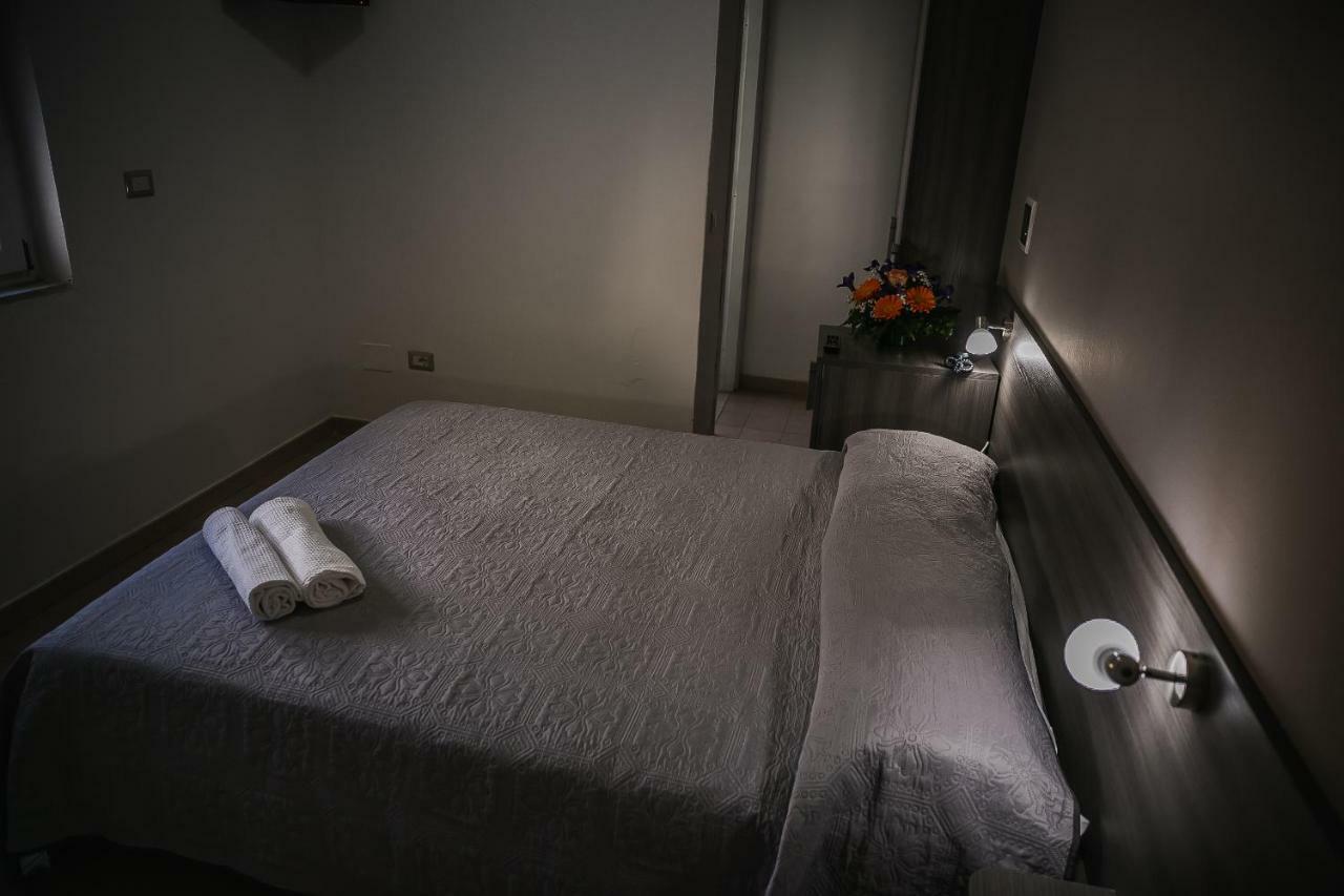 Hotel La Perla วิลลัมมาเร ภายนอก รูปภาพ